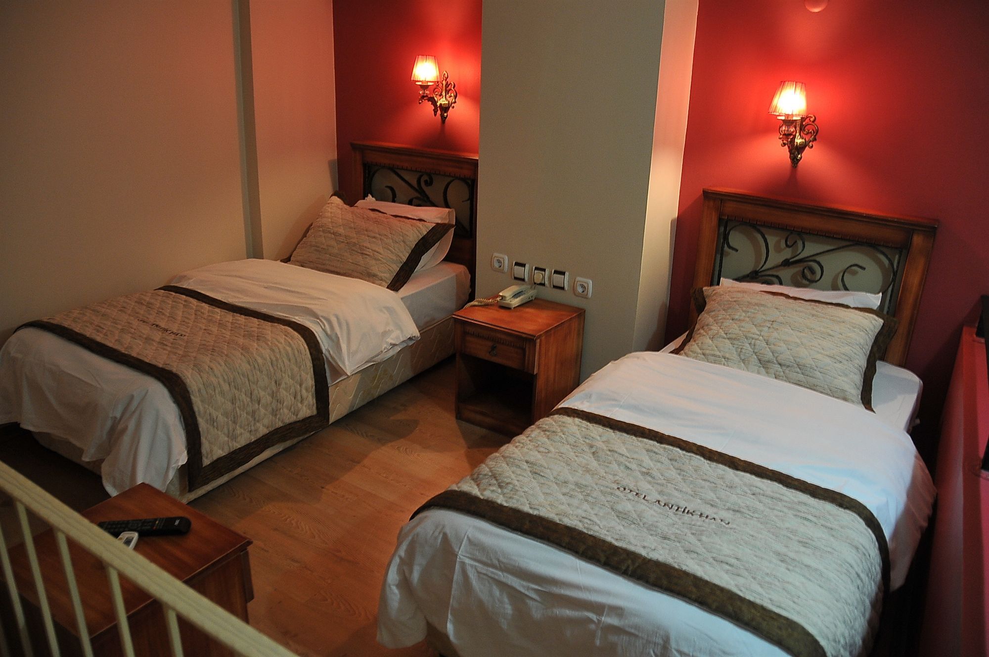 Antikhan Hotel Smirne Esterno foto